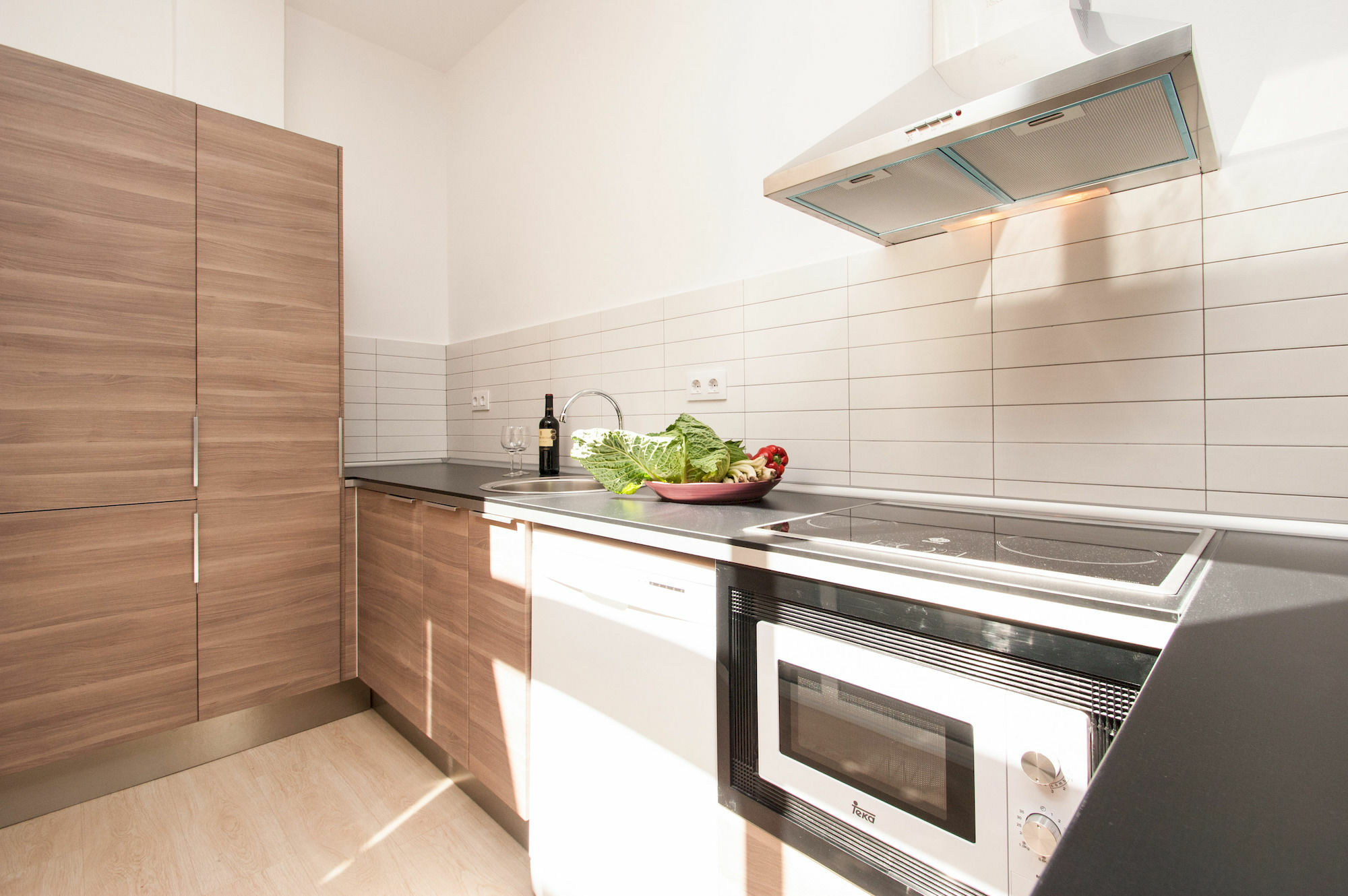 Short Stay Group Gracia Serviced Apartments Барселона Экстерьер фото